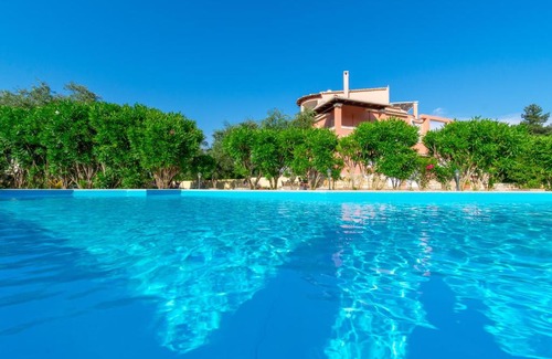 Dassia Villa | Relaxing Getaway at Corfu Villa Dassia with Pool & Hot Tub