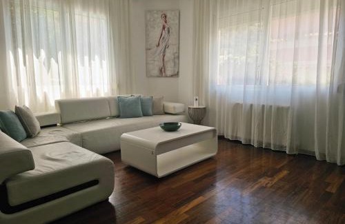 Kanoni Villa | Experience Corfu Villa Kanoni: Oceanfront Bliss Awaits