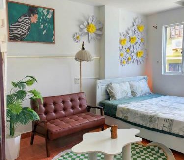 Vinh Hai Hotel | Corgi House Nha Trang 3 - Steps from beach