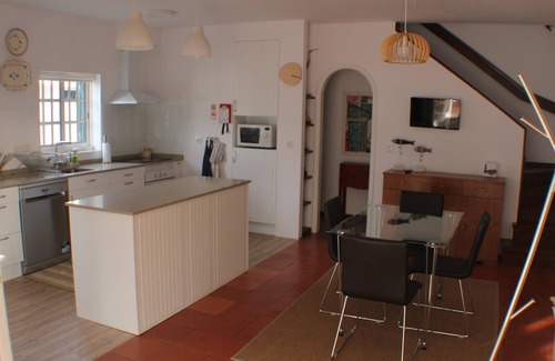 Lavra House | Oceanfront Corgo 27 Beach House: Rated 10/10 by Guests