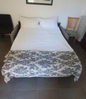 Zona XXXIII Acilia Sud Apartment | Family-Friendly Corinna: Spa, Hot Tub & 9.7/10 Rating