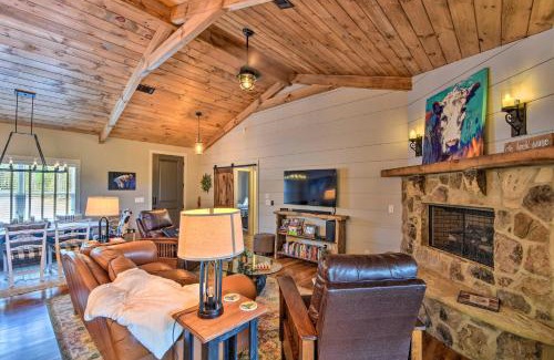 Ellijay House | Enchanting Cork and Creek Cottage with Mountain Views