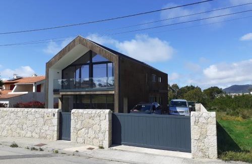 Ancora Apartment | Highly Rated Cork House: Family-Friendly Getaway Awaits
