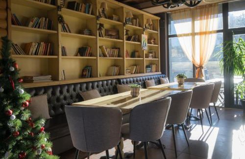 Razlog Apartment | Discover Cornelia Deluxe Residence: Oceanfront Retreat & Spa