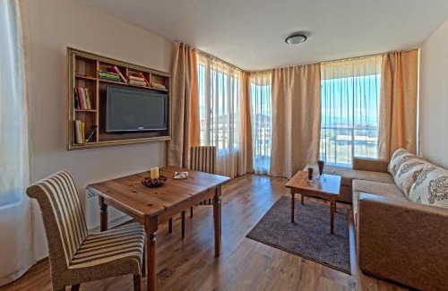 Razlog Apartment | Discover Cornelia Deluxe Residence: Oceanfront Retreat & Spa