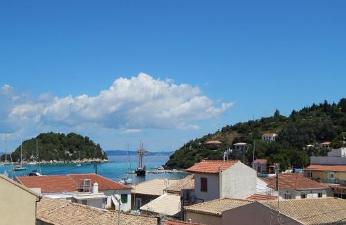 Lakka Apartment | Family-Friendly Comfort at Cornelia - Guest Rated 10/10