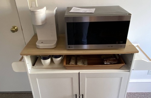 Ithaca Apartment | Scenic Cornell Golf Course Carriage House Apartment Escape