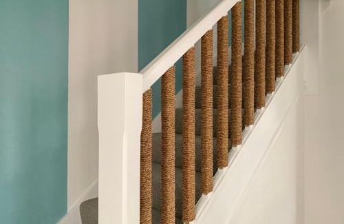 Combe Martin House | Inviting Corner Cottage: Pet-Friendly & Family-Approved Stay