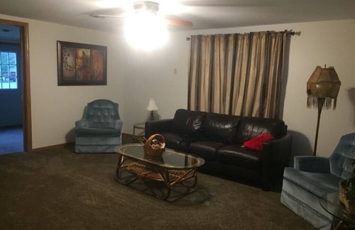 Tawas City Cottage | Corner Cottage in East Tawas