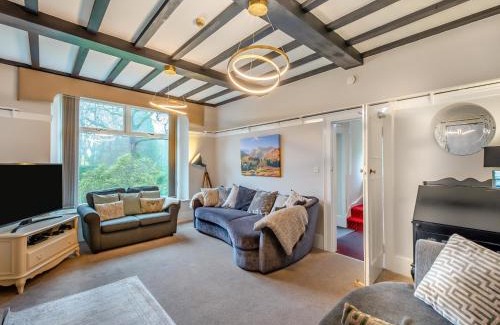 Troutbeck Bridge House | Exceptional Corner Cottage - 4 Star with Pet-Friendly Perks