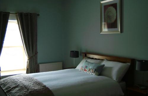 Lavy Beg Bed & Breakfast | Family-Friendly Cornerstone 2 Bed Townhouse with High Ratings