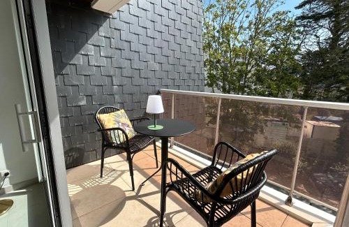 Benodet Apartment | Oceanfront Retreat at Corniche - Bénodet, Rated 9.7/10