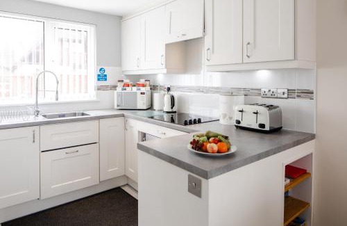 Saint Breward Cabin | Pet-Friendly Retreat at 100 Hengar Manor - Rated 9.4/10