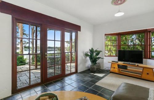 Merimbula House | Charming Cornwall Cottage with Breathtaking Views