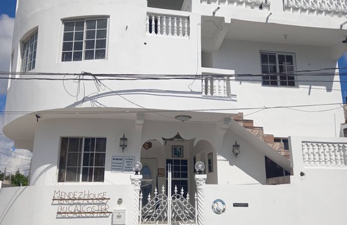 Montego Bay Apartment | Pet-Friendly Cornwall Courts Guesthouse with Breakfast & More