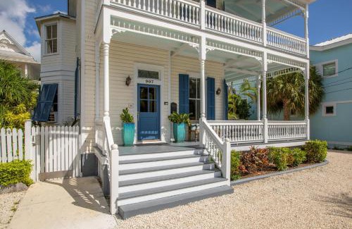 Old Town House | CORONA at Azul Mansion Key West