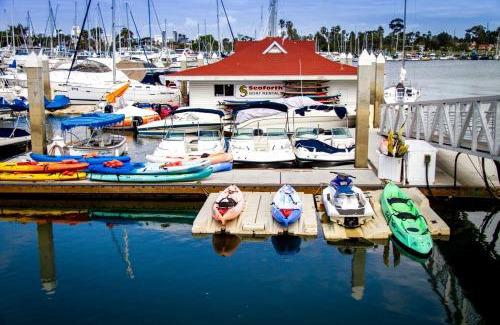 Coronado Resort | Beach Retreat: Coronado Beach Resort with Pool & Hot Tub