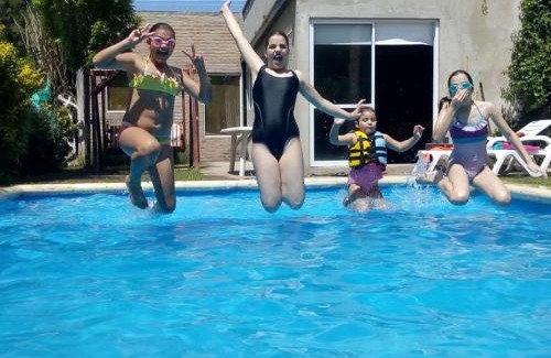 Coronda House | Coronda: Pet-Friendly Retreat with Top Guest Ratings
