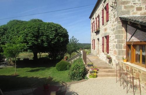 Saint-Maurice-en-Quercy House | Charming Renovated Farmhouse with Pool and Family Amenities