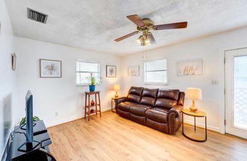 South Side House | Family-Friendly Corpus Christi Extended Stay Near the Beach
