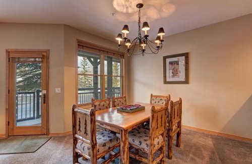 Warrior's Mark Apartment | Family-Friendly Corral 106S with Relaxing Hot Tub