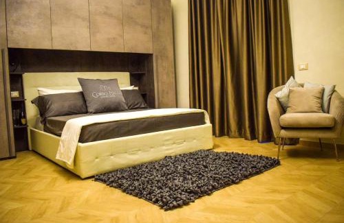 Fondi Bed & Breakfast | Exquisite Corso Italia Suite with Ocean View & Hot Tub