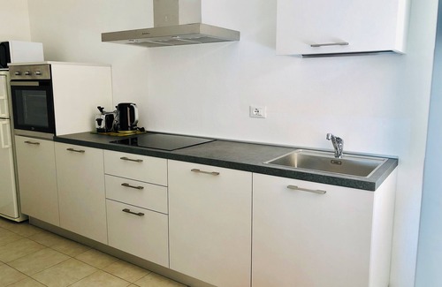 Verona City Centre Apartment | Corso Porta Palio 40, nice apt in Central Verona FREE PARKING! NO ZTL