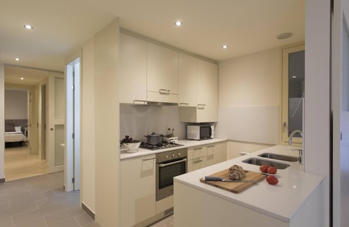 Old Town Apartment | Exceptional Bravissimo Cort Reial 3B: Family-Friendly Retreat