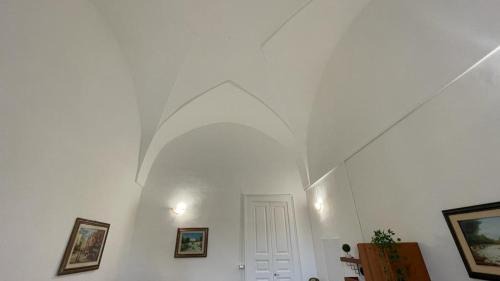 Centro Storico House | Inviting Corte Capece 17: Guest Rated 9.6, Family & Pet Friendly