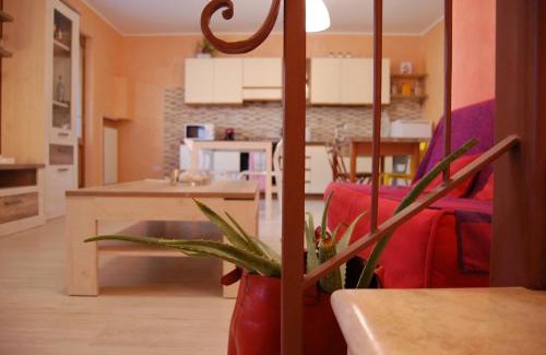 Cola House | Charming Corte Colori: Family-Friendly with Kitchen Amenities
