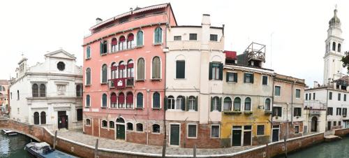 Castello Apartment | Pet-Friendly Corte Coppo Superior Apartment - Rated 10/10