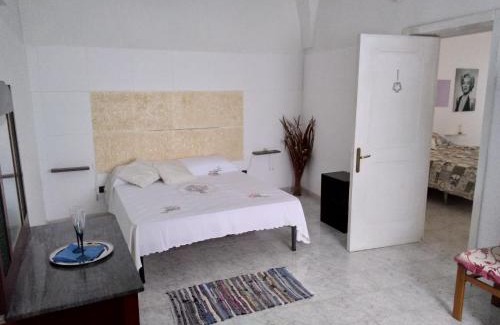 Vernole House | Pet-Friendly Corte dei Giorgi with Oceanfront Spa Experience