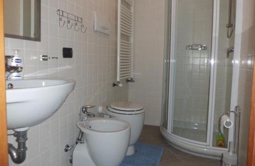 Cannaregio House | Family-Friendly Stay at Corte dei Miracoli with Kitchen Access
