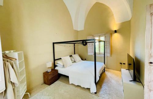 San Pietro in Lama Bed & Breakfast | Cozy Corte Dei Sogni Bed & Breakfast with Oceanfront Views