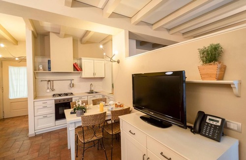 Montevecchia House | Discover Corte del Passone: 9.6/10 Guest Rated Getaway