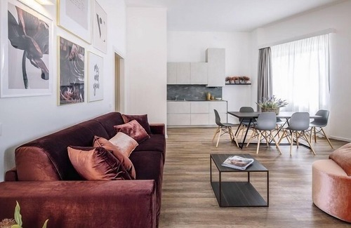 Montalcino Apartment | Discover Corte Francigena: Pet-Friendly Getaway Awaits