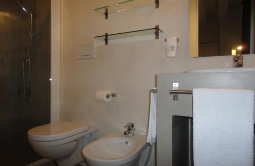 Ovest Bed & Breakfast | Guest Rated: Corte Merighi Rooms with Wheelchair Access