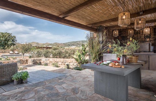 Madonna delle Grazie Villa | Discover Corte Pantesca II - Family-Friendly Villa in Italy