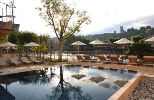 Borghetto Hotel | Relax at Corte Regia Relais & Spa with Oceanfront Views