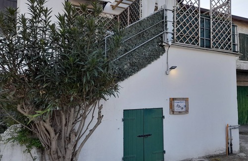 Castelnuovo del Garda Apartment | Relax at Corte Veneta: Family-Friendly Getaway with Spa