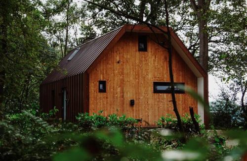 Broekheurne House | Discover CortenHuys: Guest Rated 9.8 with Hot Tub & Pet Friendly