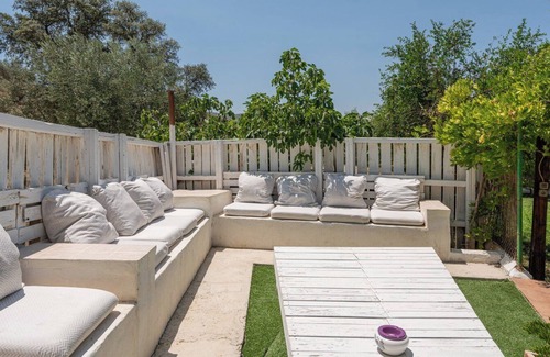 Archidona Villa | Exceptional Cortijo Alzamigaja in Archidona - Family Friendly