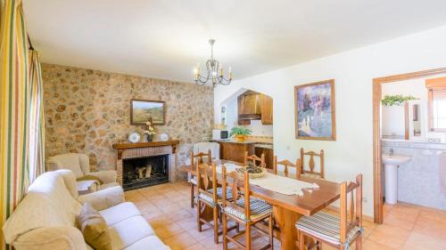 Pozo Alcon House | Relax at Cortijo Aurelia Pozo Alcón with Private Pool