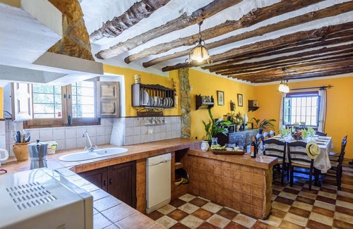 Priego de Cordoba Cottage | Family-Friendly CORTIJO CASABLANCA with Private Pool Retreat