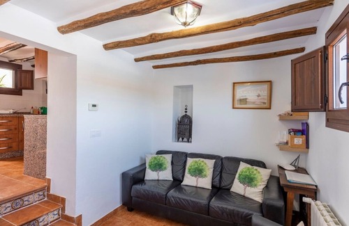 Algarinejo Villa | Guest Rated 10/10: Cortijo Chaparro with Pool & Spa