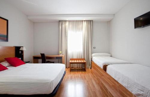 Alhaurin de la Torre Hotel | Discover Cortijo Chico: 4-Star Comfort Near Málaga Airport