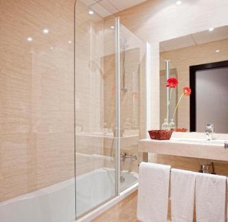 Alhaurin de la Torre Hotel | Discover Cortijo Chico: 4-Star Comfort Near Málaga Airport