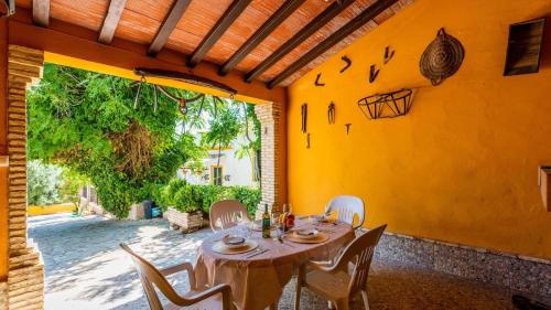 Osuna House | Discover Cortijo Coracho Osuna: Family-Friendly Retreat