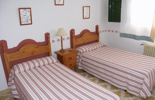 Cabra Apartment | Relax at Cortijo de Frías: Pet-Friendly with Pool & Breakfast