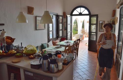 Los Albaricoques House | Oceanfront Escape at Cortijo el Campillo - Rated 9.4/10